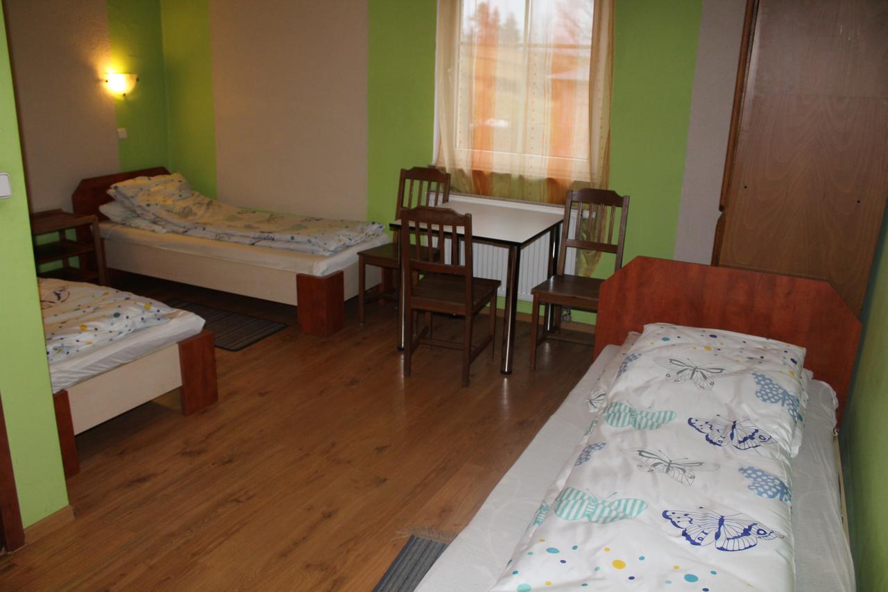 Zagroda Agroturystyczna Wiecha Mieroszow Exteriér fotografie
