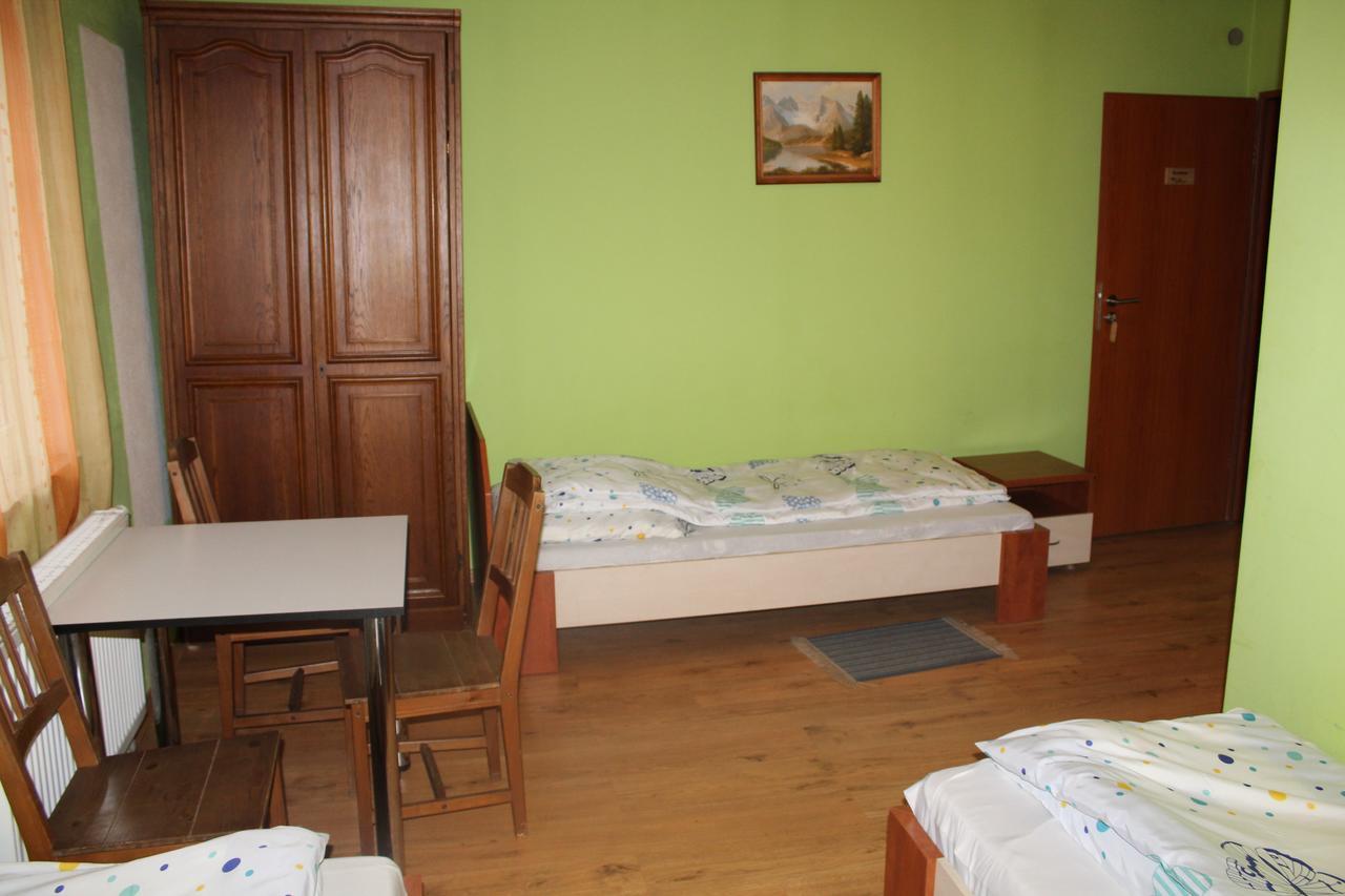 Zagroda Agroturystyczna Wiecha Mieroszow Exteriér fotografie